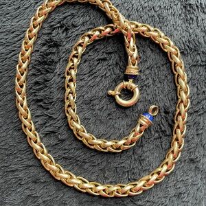 14kt (585) Italian ‘Wheat’ pattern Gold Chain Necklace with Lapis Lazuli ends.